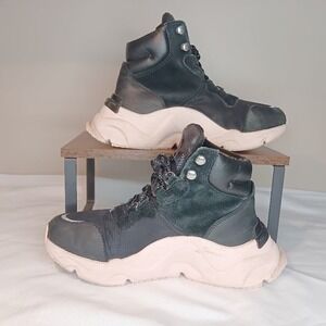 Sorel Women's Chunky Hiking Boots Rugged Outdoor Gorpcore Outdoor chic Size 6.5